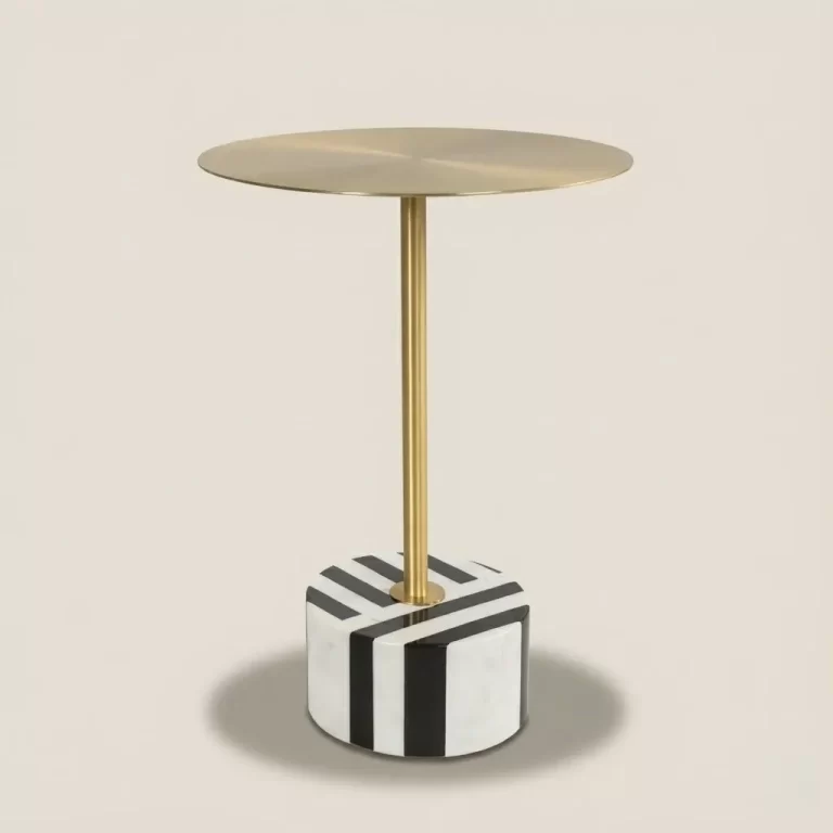 Clarita side table