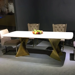 Norma Dining Table