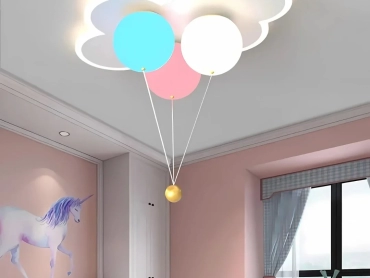 CLOUDY CHANDELIER