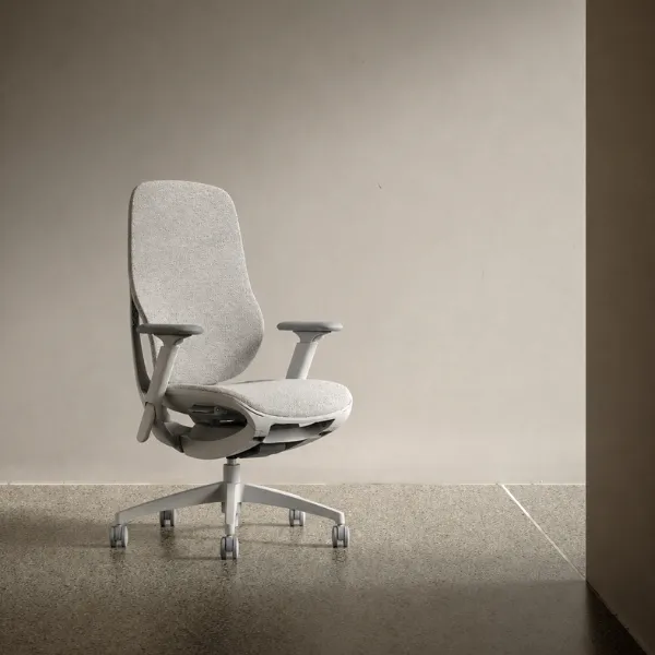 Bettina Office Chair | Ergonomic Mesh Chair with Adjustable Headrest
