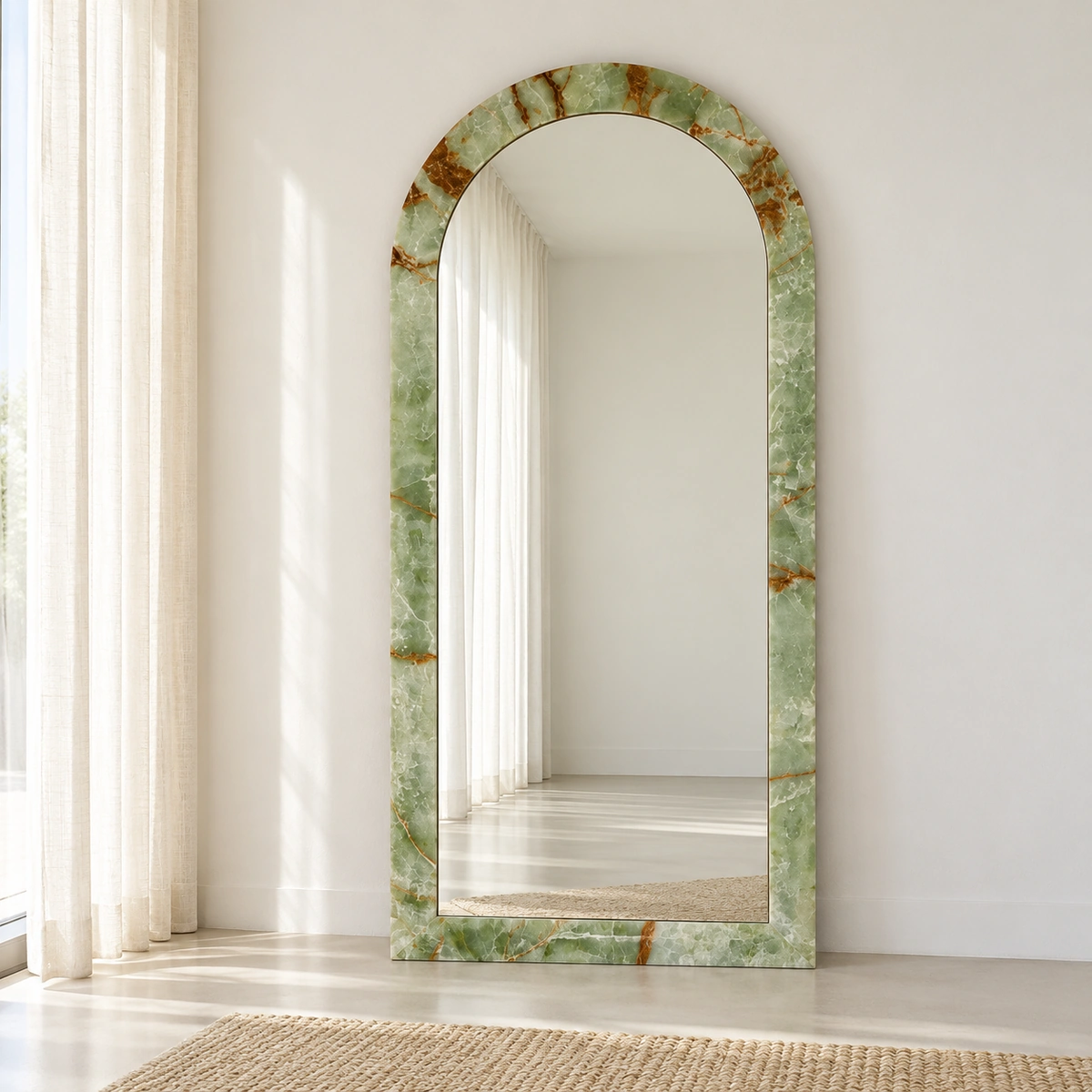 PERLA Mirror | Green Stone-Look Frame with an Elegant Arched Profile